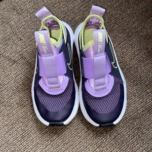 Girls Nike Sneakers